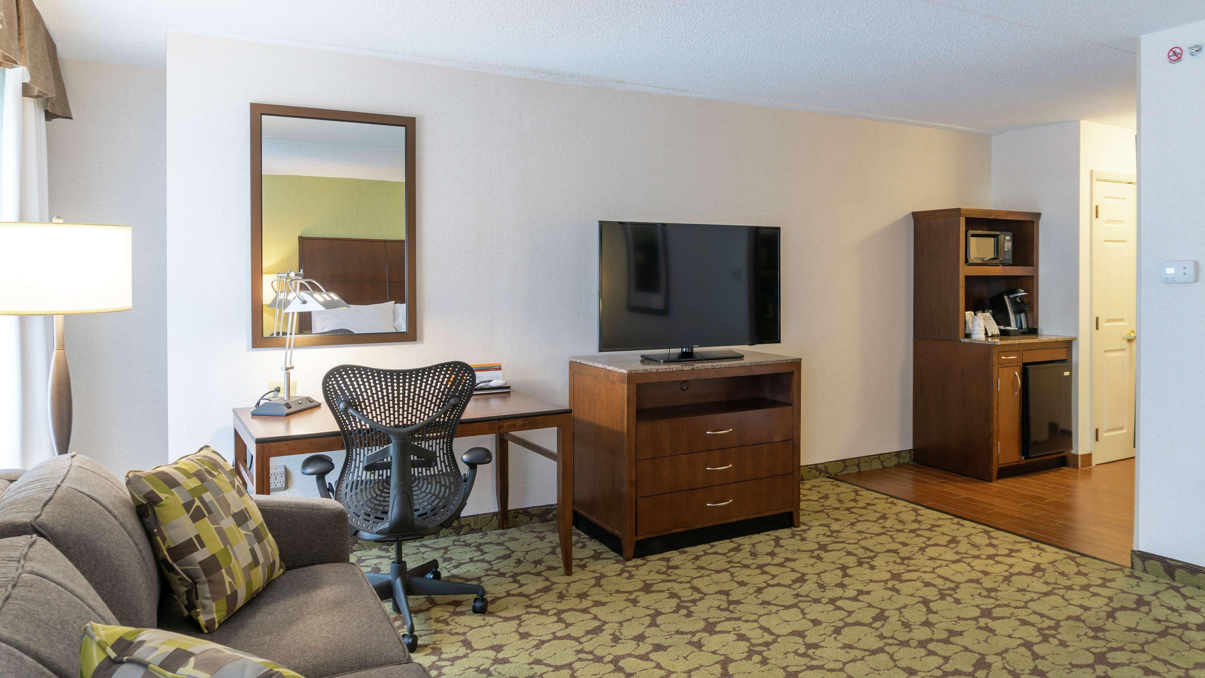 Hilton Garden Inn Plymouth Exterior foto