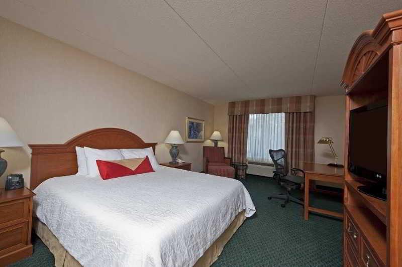 Hilton Garden Inn Plymouth Exterior foto