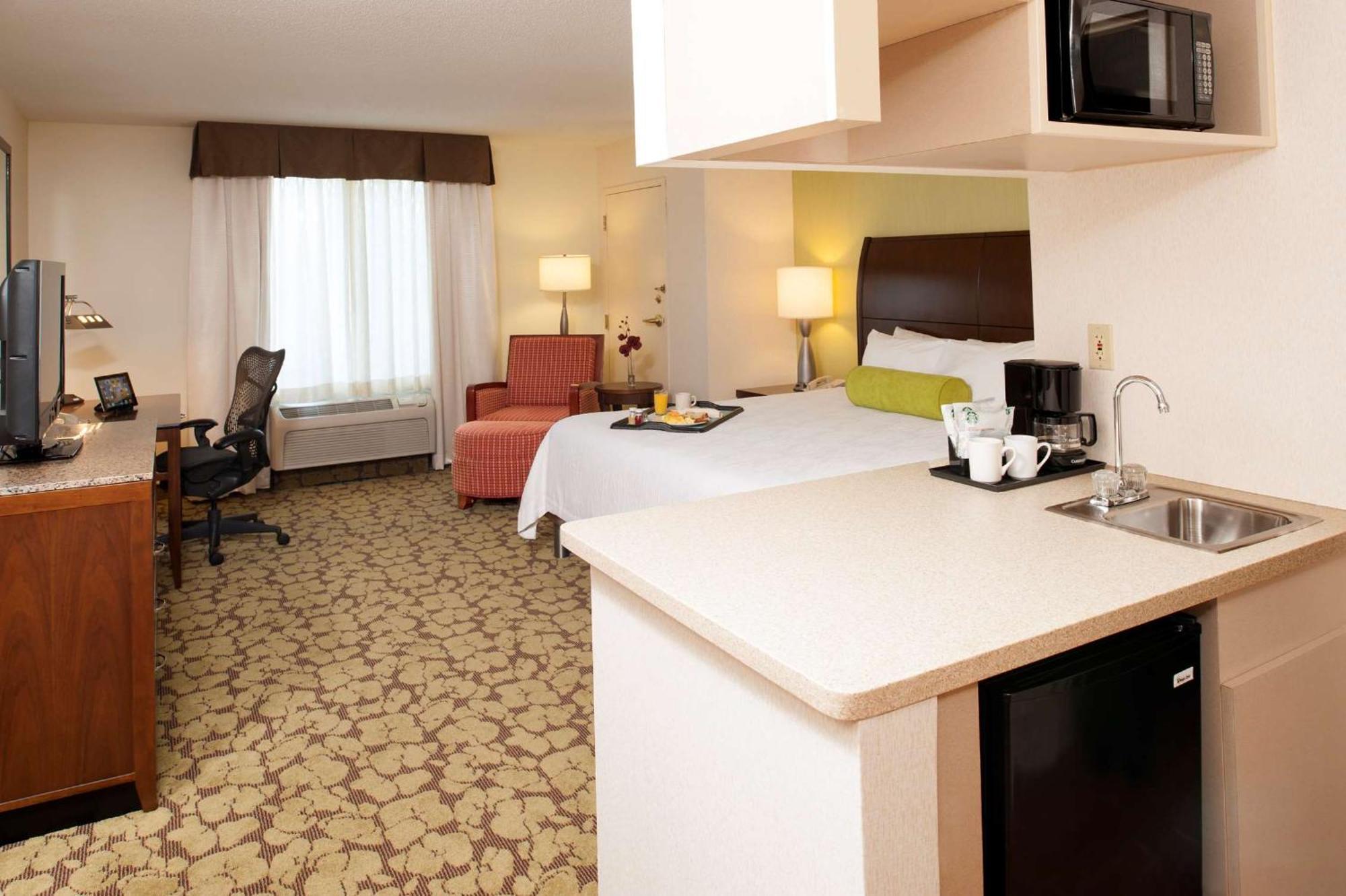 Hilton Garden Inn Plymouth Exterior foto